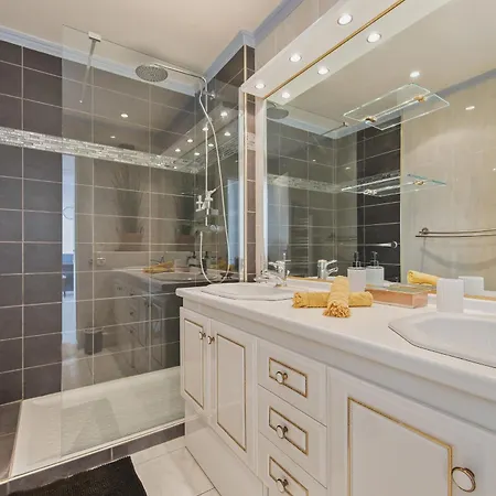 Piscine & Soleil A - T3 Spacieux Avec Clim & Exterieurs 公寓 耶尔