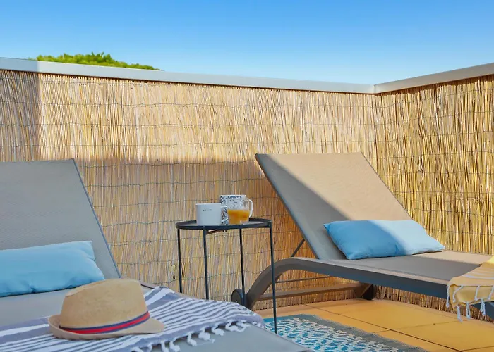 Διαμέρισμα Piscine & Soleil A - T3 Spacieux Avec Clim & Exterieurs